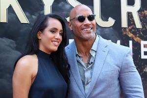 Dwayne "The Rock" Johnson mit Tochter Simone. Die 18-Jährige will in seine Fußstapfen treten und Profi-Wrestlerin werden.