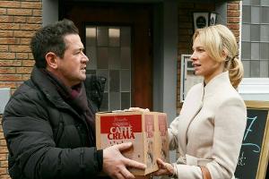 "Alles was zählt": Marian kommt auf eine Idee, wie er Lenas alte Gefühle wieder entfachen kann