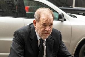 Harvey Weinstein ist der Vergewaltigung und sexuellen Nötigung schuldig.