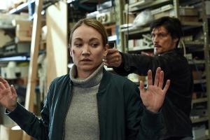 "Sarah Kohr - Das verschwundene Mädchen": Sarah (Lisa Maria Potthoff) trifft auf den skrupellosen Verbrecher Egor (Stipe Erceg)