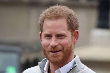 Prinz Harry bei der Verkündung der Geburt seines Sohnes