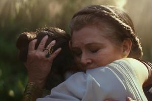 Szene aus "Das Erwachen der Macht" mit Carrie Fisher