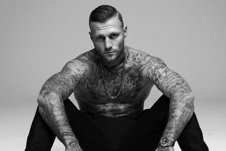 Kontra K hat keine Angst vor wilden Tieren, aber Respekt