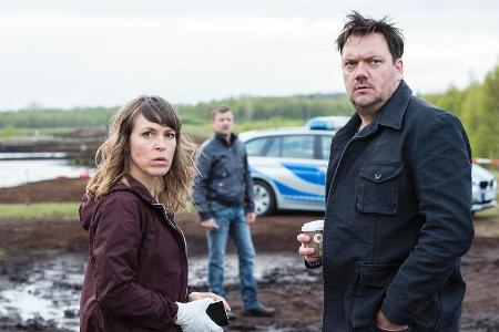 Charly Hübner (rechts) und Anneke Kim Sarnau werden geehrt