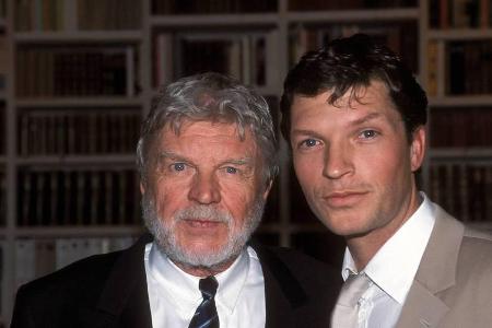 Eines der wenigen gemeinsamen öffentlichen Bilder: Hardy Krüger (l.) mit seinem Sohn Hardy Krüger jr. im Jahr 2001