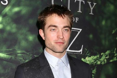 Robert Pattinson wird wohl mindestens für drei Batman-Filme vor der Kamera stehen