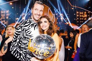 Die glücklichen Gewinner von "Let's Dance" 2019: Ex-Handballer Pascal Hens und Profi-Tänzerin Ekaterina Leonova