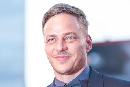 Serienstar Tom Wlaschiha ist in Sachsen geboren