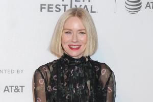 Schauspielerin Naomi Watts glänzt mit dem angesagten Sleek-Bob-Look