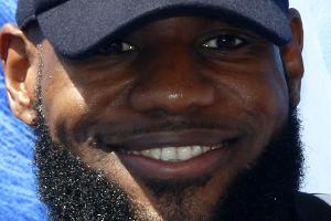 LeBron James unterstützt die Feuerwehr in Kalifornien