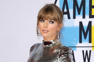 Taylor Swift bei den American Music Awards im vergangenen Jahr