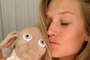 Ganz viel Liebe für Toni Garrns Kuscheltier