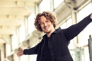 Seit gut einem Jahr ist Michael Schulte Papa - sein neues Album "Highs & Lows" wurde davon beeinflusst, wie er im Interview ...