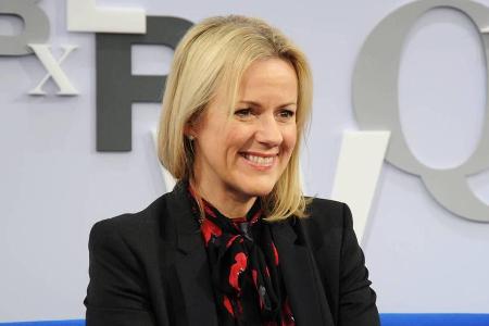 Jojo Moyes bei einem Auftritt in Leipzig