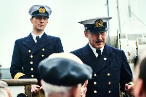 "Die Ungewollten - Die Irrfahrt der St. Louis": Kapitän Schröder (Ulrich Noethen) lässt nichts unversucht, um seine Passagie...