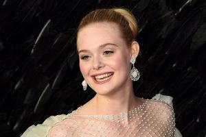 Elle Fanning ist wieder als Prinzessin Aurora im Kino zu sehen