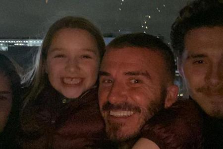 Cruz, Harper, David und Brooklyn Beckham (v.l.n.r.) feiern die 
