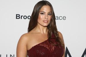 Ashley Graham wählt eine für sie neue Form des Fan-Austauschs
