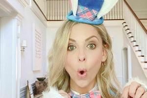 Sarah Michelle Gellar mit verspätetem Halloween-Kostüm