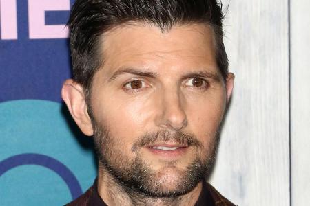 Adam Scott übernimmt in der Serie 