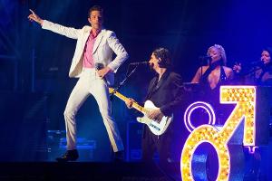 Die US-amerikanische Rockband The Killers führt die neue Bandwelle beim Hurricane und Southside Festival an