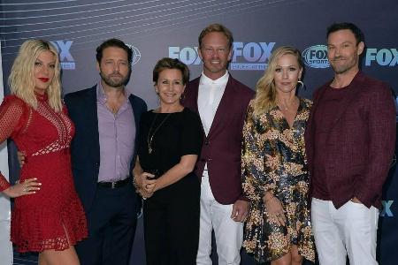 V.l.n.r.: Tori Spelling, Jason Priestley, Gabrielle Carteris, Ian Ziering, Jennie Garth und Brian Austin Green kehren nicht ...