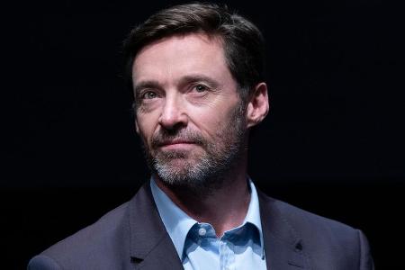 Auch Hugh Jackman kann sich nicht vor einer Ausweiskontrolle drücken