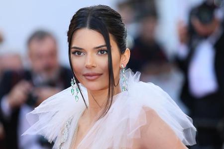 Model Kendall Jenner zeigt sich bei Instagram hüllenlos