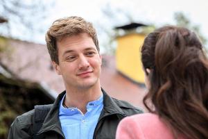 "Sturm der Liebe": Henry signalisiert Denise, dass er sie nach Spanien begleiten würde