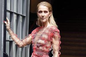 Sängerin Céline Dion besuchte am Montag die Fashion Week in Paris