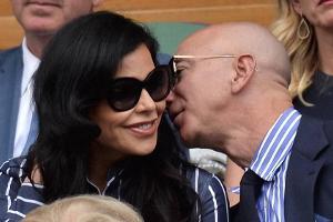 Jeff Bezos und Lauren Sanchez bei ihrem Besuch des Wimbledon-Finales der Herren