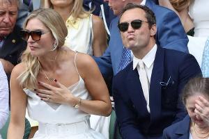 Jude Law und Phillipa Coan: Was da wohl gerade auf dem Platz passierte?