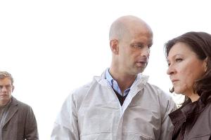 "Tatort: Im Netz der Lügen": Klara Blum (Eva Mattes), Kai Perlmann (Sebastian Bezzel) und Gerichtsmediziner Wemut (Benjamin ...