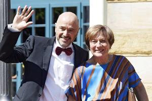 Christian Neureuther mit Ehefrau Rosi Mittermaier in Bayreuth