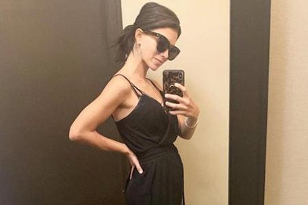 Hilaria Baldwin zeigt ihren Babybauch