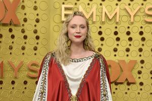 Gwendoline Christie in ihrer Gucci-Robe bei dem Emmy Awards