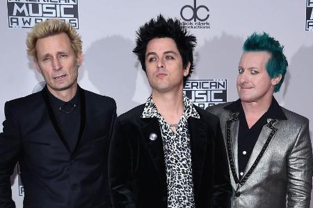 Mike Dirnt, Billie Joe Armstrong und Tré Cool (v.l.) freuen sich auf ihr Green-Day-Comeback in 2020