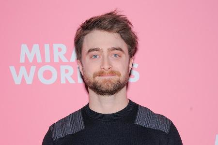 Daniel Radcliffe bekommt in seinem neuen Film Waffen als Hände