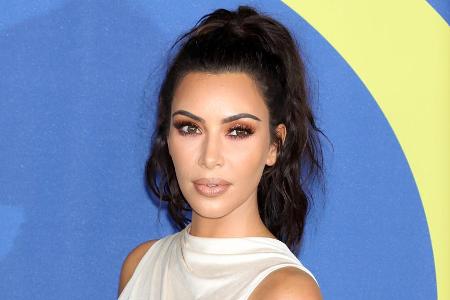 Kim Kardashian West perfekt gestylt bei einem öffentlichen Auftritt