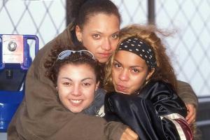 Derartige Einigkeit präsentierten Jazzy, Lee und Ricky (v.l.) auf ihrer legendären Pressekonferenz nicht