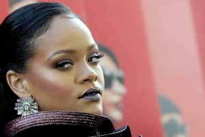 "Ehm ... Donald, du hast 'Terrorismus' falsch geschrieben!" - Rihanna