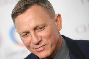 Wie wird Daniel Craig als 007 verabschiedet?