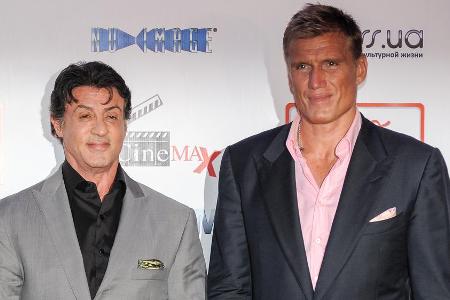 Vor der Kamera ärgste Feinde, dahinter beste Kumpel: Sylvester Stallone (l.) und Dolph Lundgren