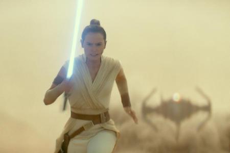 Daisy Ridley als Rey im neuen 
