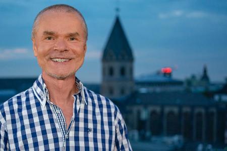 Der Kult-Moderator feiert noch in diesem Herbst sein TV-Comeback