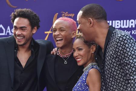 Will Smith (v.r.n.l.) mit seiner Ehefrau Jada und seinen Söhnen Jaden und Trey