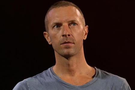 Chris Martin hat über seine Schwierigkeiten als Jugendlicher gesprochen.