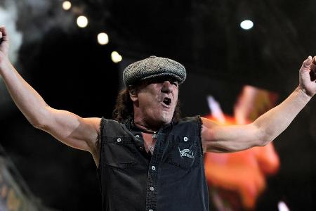 Brian Johnson bei einem AC/DC-Konzert in Italien