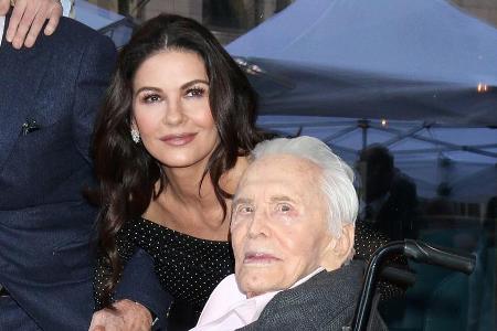 Catherine Zeta-Jones und Kirk Douglas bei der Einweihungszeremonie des 
