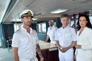 Der neue Kapitän Max Parger (Florian Silbereisen, v.l.) muss die eingespielte Crew mit Staff-Kapitän Martin Grimm (Daniel Mo...